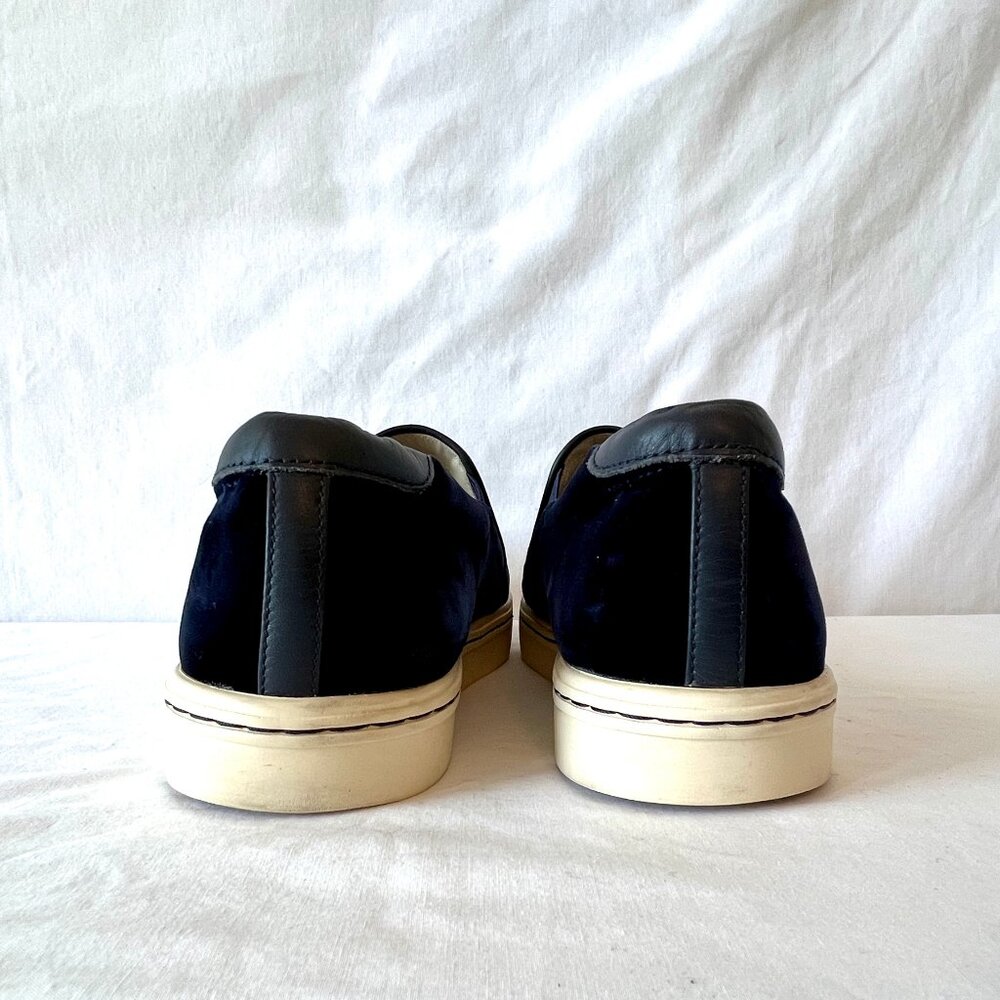 Boden Blue Velvet Slip-on Loafers, Size 40, USA Size 9, Excellent Condition! - Picture 13 of 14